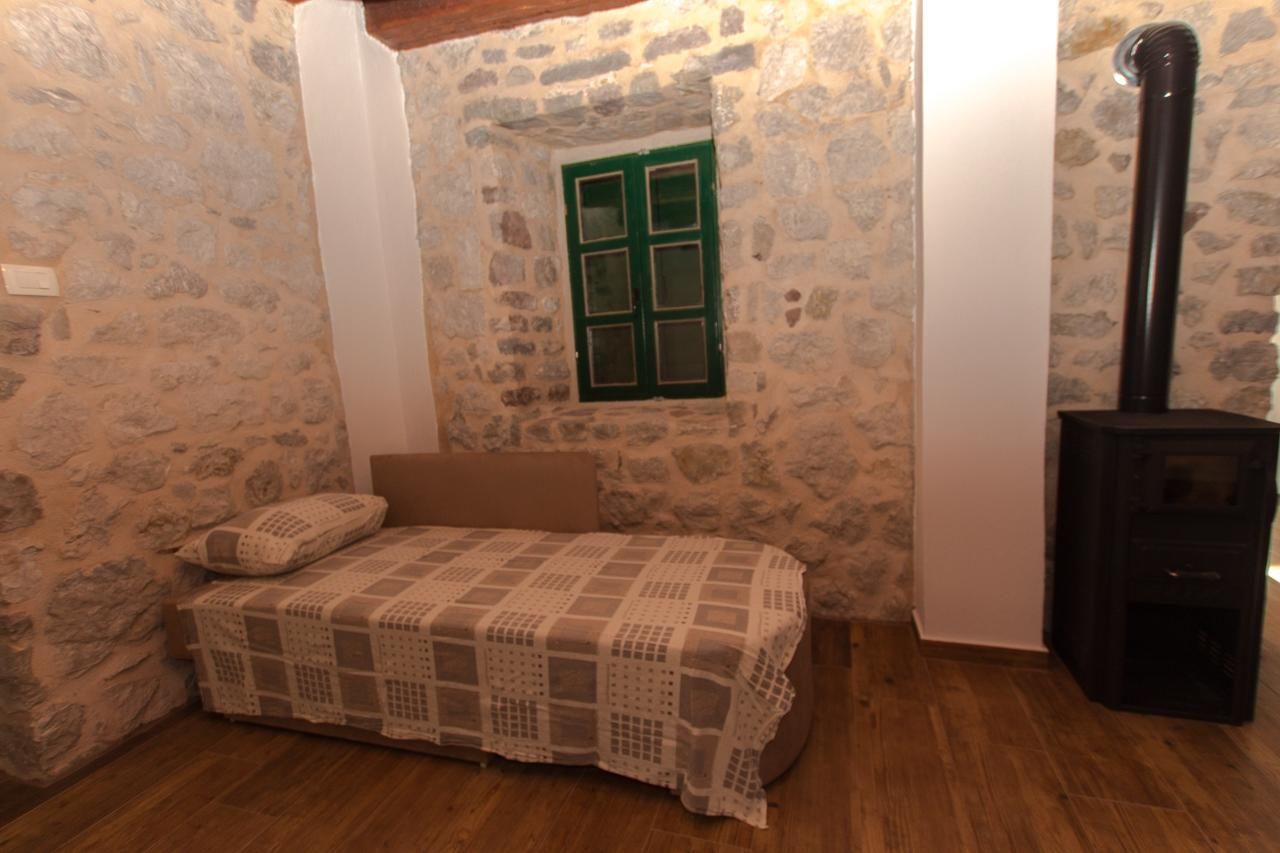 Дома для отпуска Rustic Stone House Бар