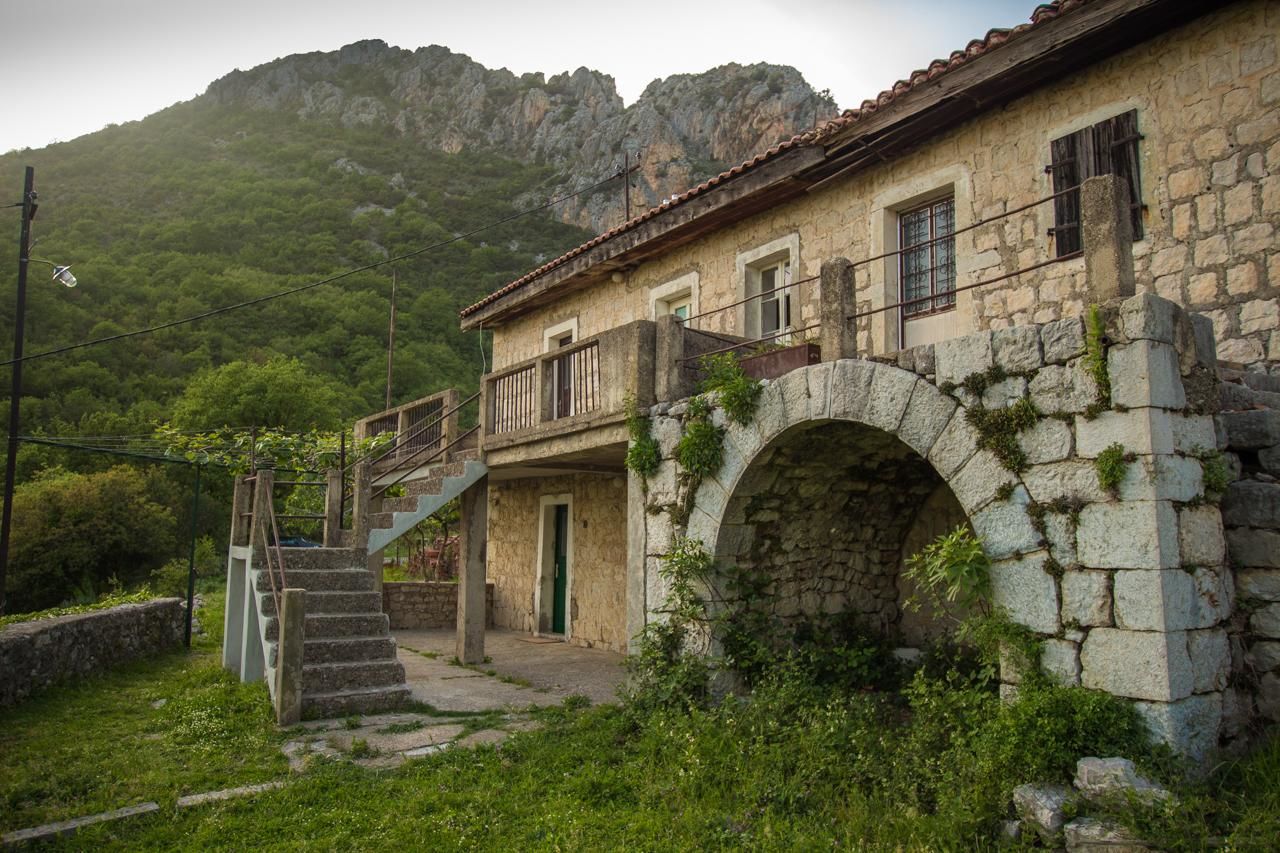 Дома для отпуска Rustic Stone House Бар
