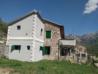 Дома для отпуска Rustic Stone House Бар Дом для отпуска-33