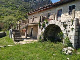 Дома для отпуска Rustic Stone House Бар Дом для отпуска-52
